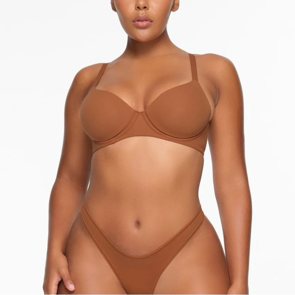 Skims Fits Everybody Full Coverage Bra Bronze